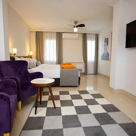 Pier Marina Otel *